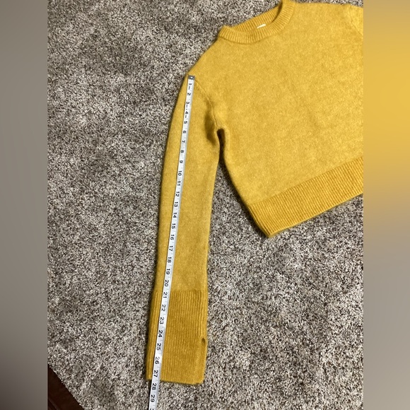 H&M Sweater Women Wool Blend Size S Cropped Long Sleeves Fall Yellow - Picture 6 of 8